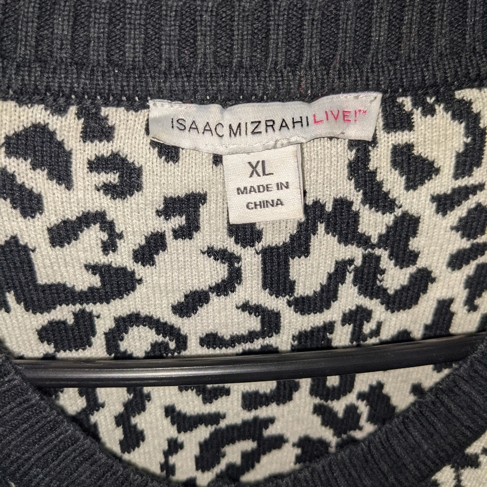 Sweater - Picture 3 of 4